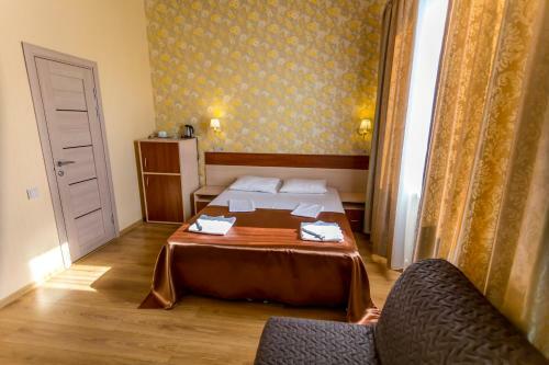 Hostal Guest House Ug-otel