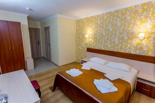 Hostal Guest House Ug-otel