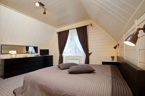 Hostal Chalet Voyage