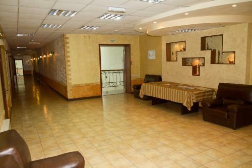 Onako Hotel