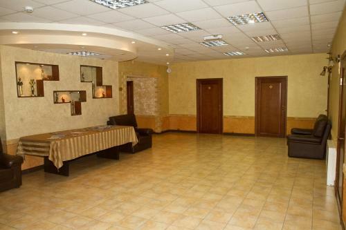 Onako Hotel
