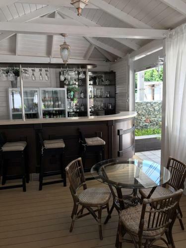 Hostal Agoy Guesthouse