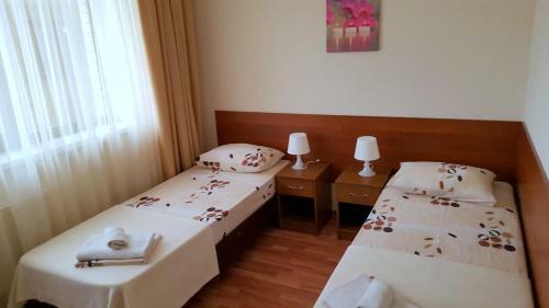 Hostal Guest House Demetra