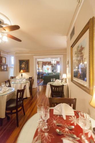 Bed & Breakfast Inn On Charlotte