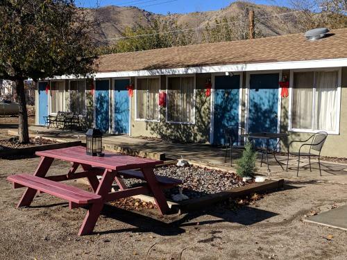 Hotel Lakeview Motel