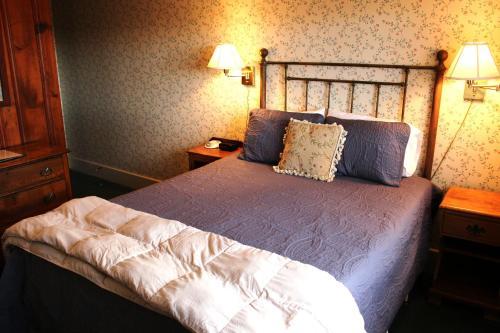 Bed & Breakfast Darby Field Inn