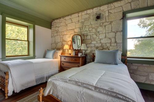 Loveta's Inn On North Grape Creek