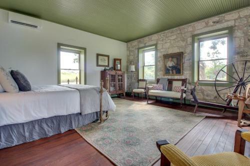 Loveta's Inn On North Grape Creek