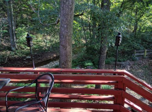 Bed & Breakfast The Sugar Creek Retreat