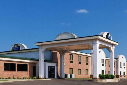 Hotel Days Inn & Suites By Wyndham Wynne