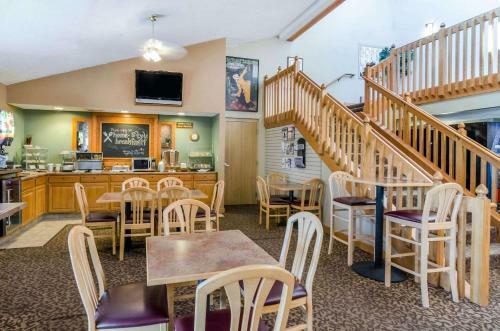Hotel Rodeway Inn