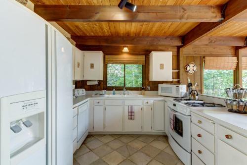 Cheryl's Bainbridge Chalet