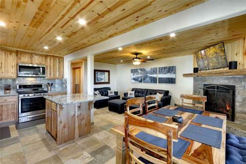 Apartamento Tall Pine Chalet Condo Unit A Condo
