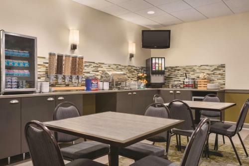 Posada Country Inn & Suites By Radisson, Fergus Falls, Mn