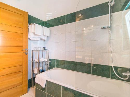 Magnificent Villa In Supetar With Swimming Pool