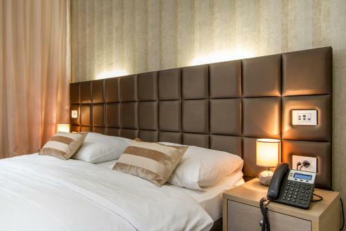 Royal Airport Hotel