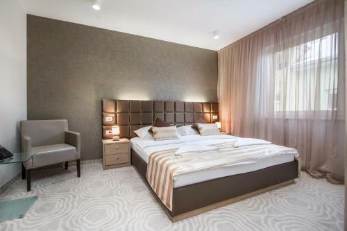Royal Airport Hotel