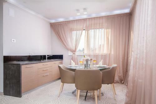 Royal Airport Hotel