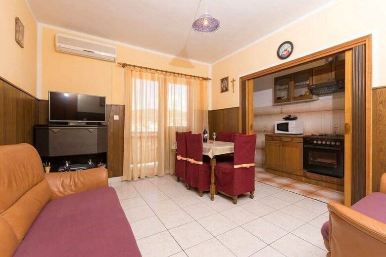 Apartment Orli?