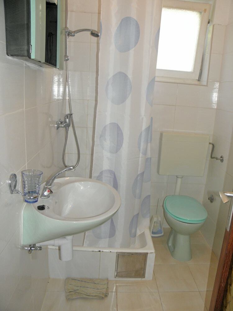 Hostal Apartment And Rooms Ante