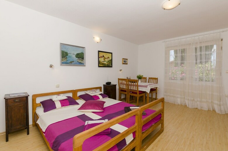 Apartment Maslina