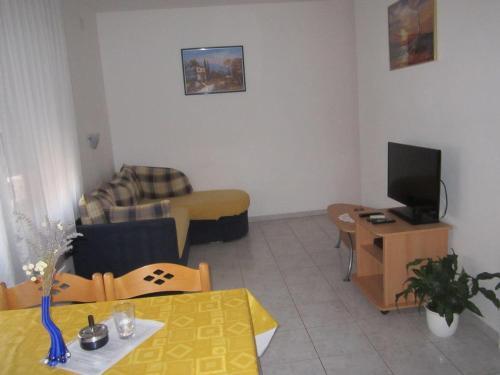 Apartments With A Parking Space Vodice - 6331