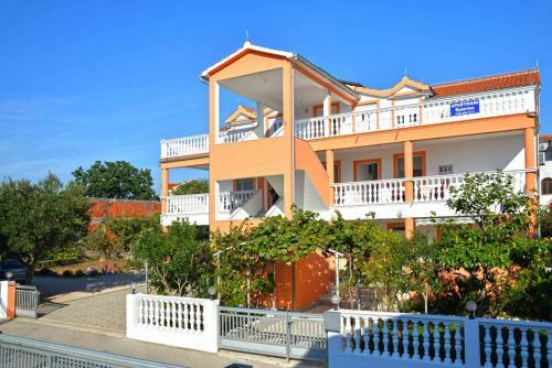 Hostal Apartments Katarina