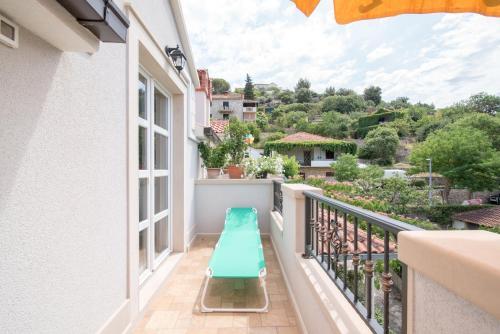 Apartments Mare