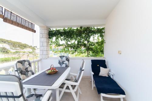 Apartments Mare