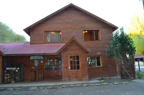 Camping Y Hostal El Ovejero