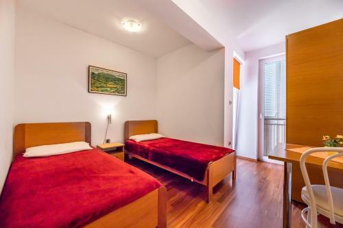 Apartments Nada