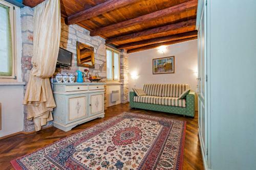 Hostal Residence La Carera