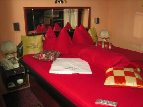 Apartment Paradiso
