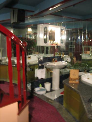 Apartment Paradiso