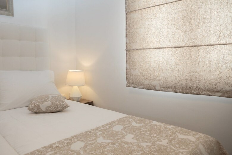Hostal Sleep Split