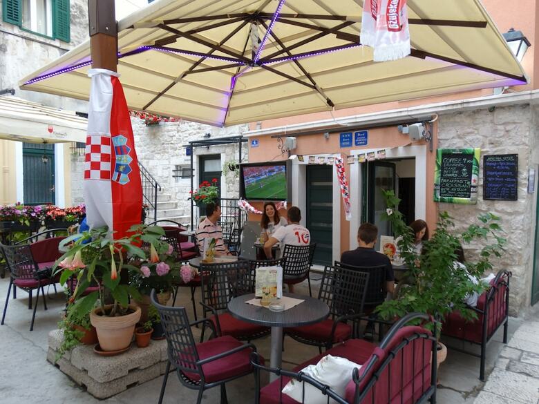 Apartamentos Guesthouse Pjaceta
