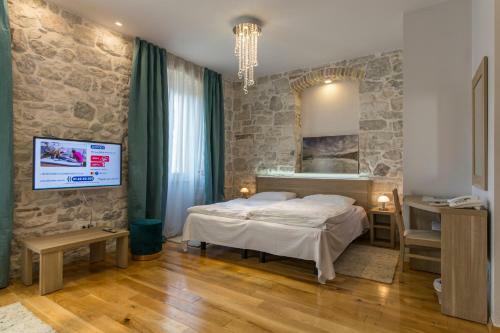 Hostal Tifani Luxury Rooms
