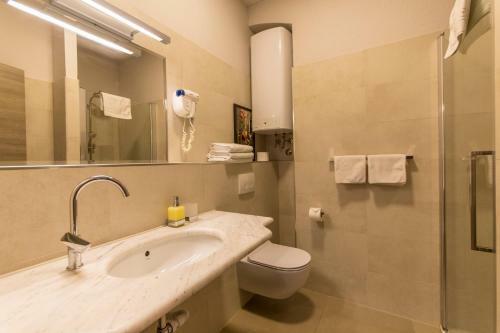 Apartamentos Tifani Luxury Rooms 2