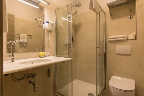 Apartamentos Tifani Luxury Rooms 2