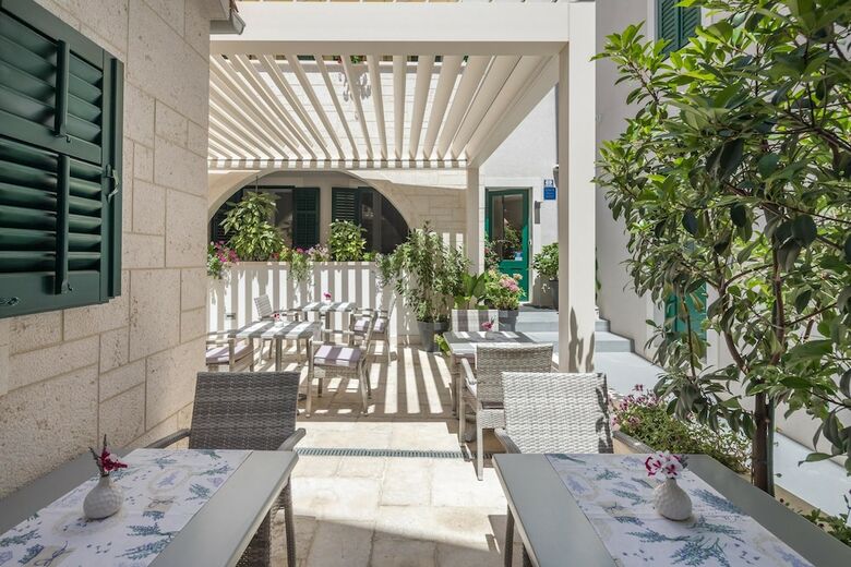 Bed & Breakfast Balatura Split Luxury Rooms