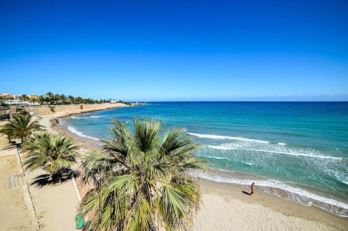 Punta Prima Apartment Sleeps 4 Pool Air Con Wifi