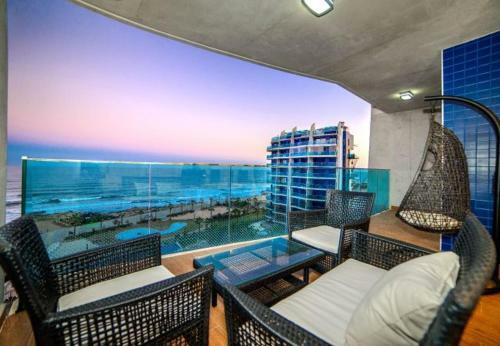 Punta Prima Apartment Sleeps 4 Pool Air Con Wifi