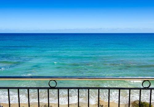Punta Prima Apartment Sleeps 4 Pool Air Con Wifi