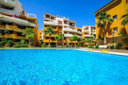 Punta Prima Apartment Sleeps 4 Pool Air Con Wifi