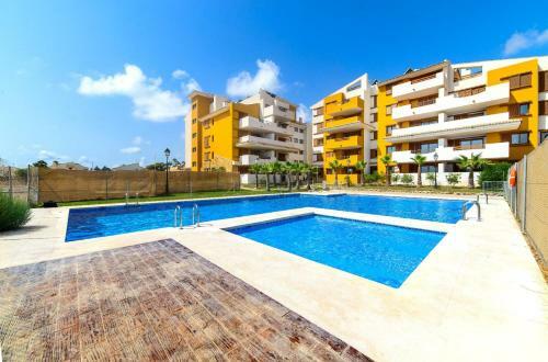 Punta Prima Apartment Sleeps 4 Pool Air Con Wifi