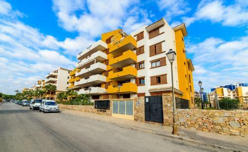 Punta Prima Apartment Sleeps 4 Pool Air Con Wifi