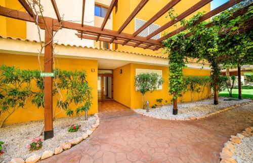 Punta Prima Apartment Sleeps 4 Pool Air Con Wifi