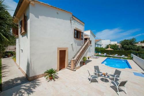 Es Mal Pas Villa Sleeps 6 Pool Air Con Wifi