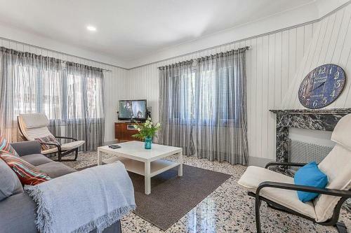 Es Mal Pas Villa Sleeps 6 Air Con Wifi