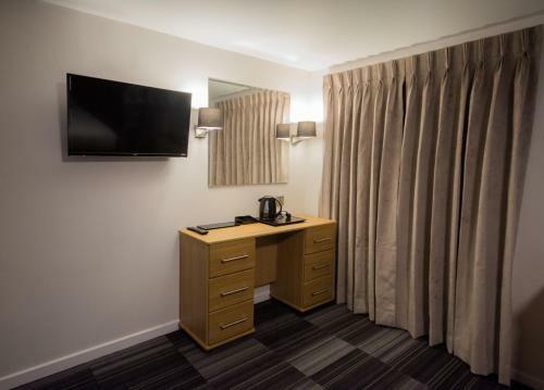 Hotel Rooms At Gpo